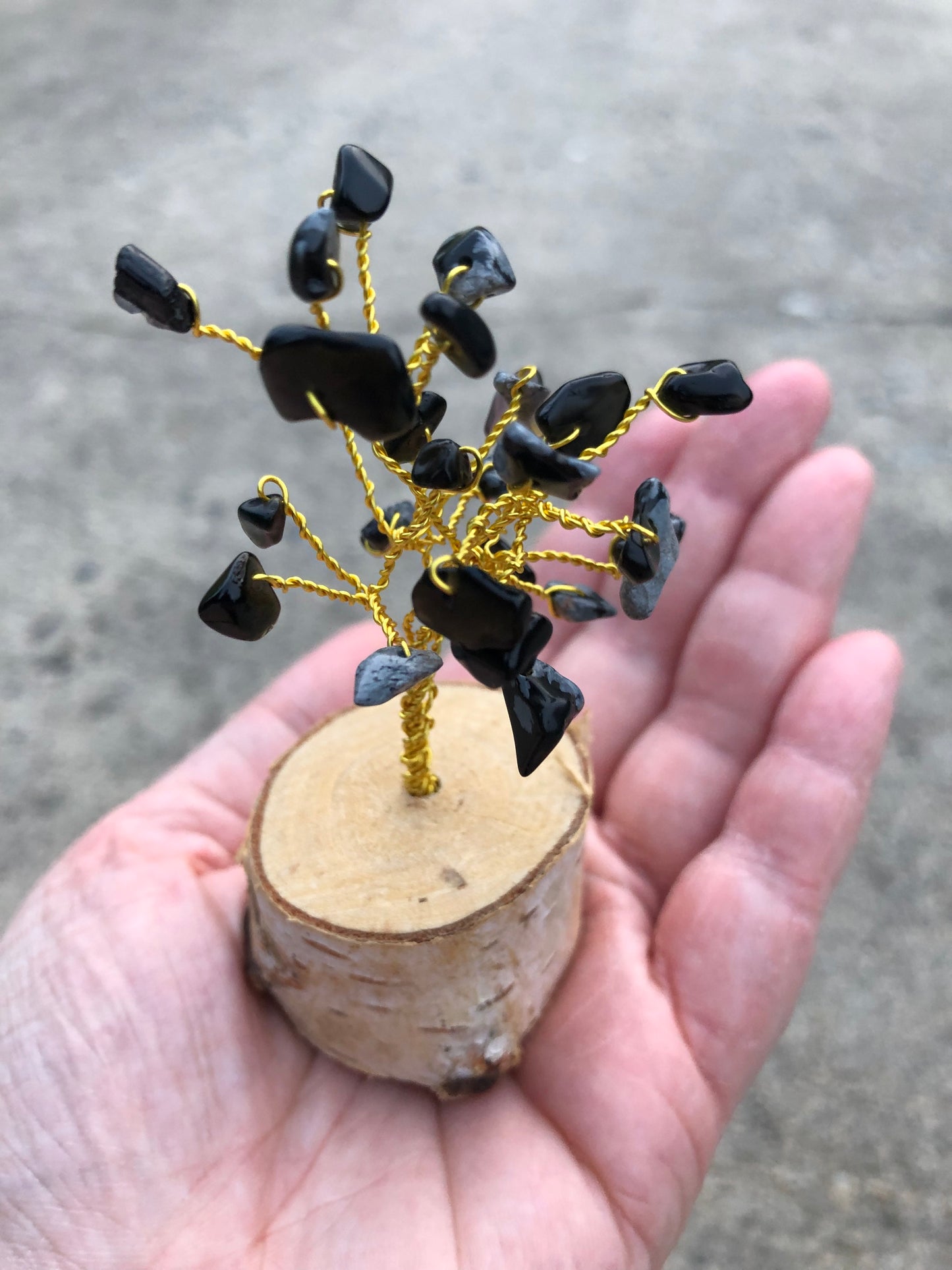 Small Snowflake Obsidian Tree